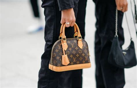 why is louis vuitton supreme so expensive|Louis Vuitton expensive handbags.